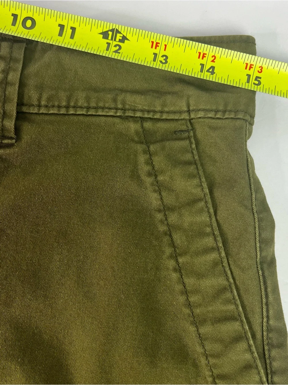 Old Navy Women’s Casual Shorts Sz Medium Lot/2 Green/Black Pockets Back Elastic